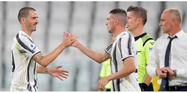 Koszulka Juventusu 2020-21 zyskuje uznanie fanów